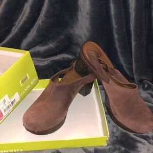 Gianni Bini clogs